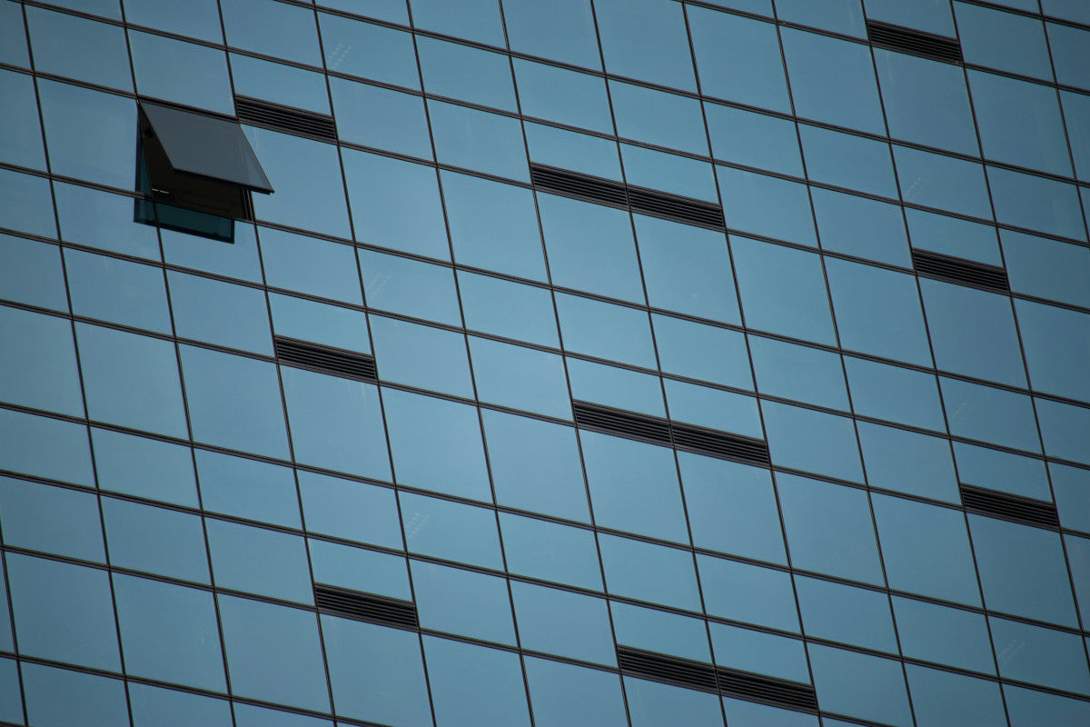 What Do Professional Window Cleaners Use to Clean Windows?