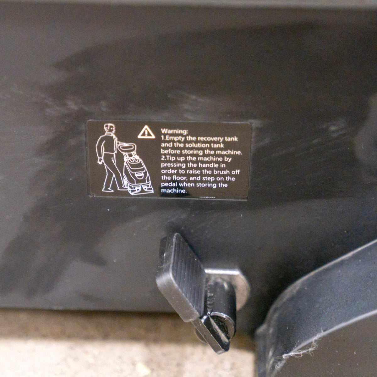 Carpet Extractor, 9 Gallon, 16", Pull Back, 3/3/1 Warranty