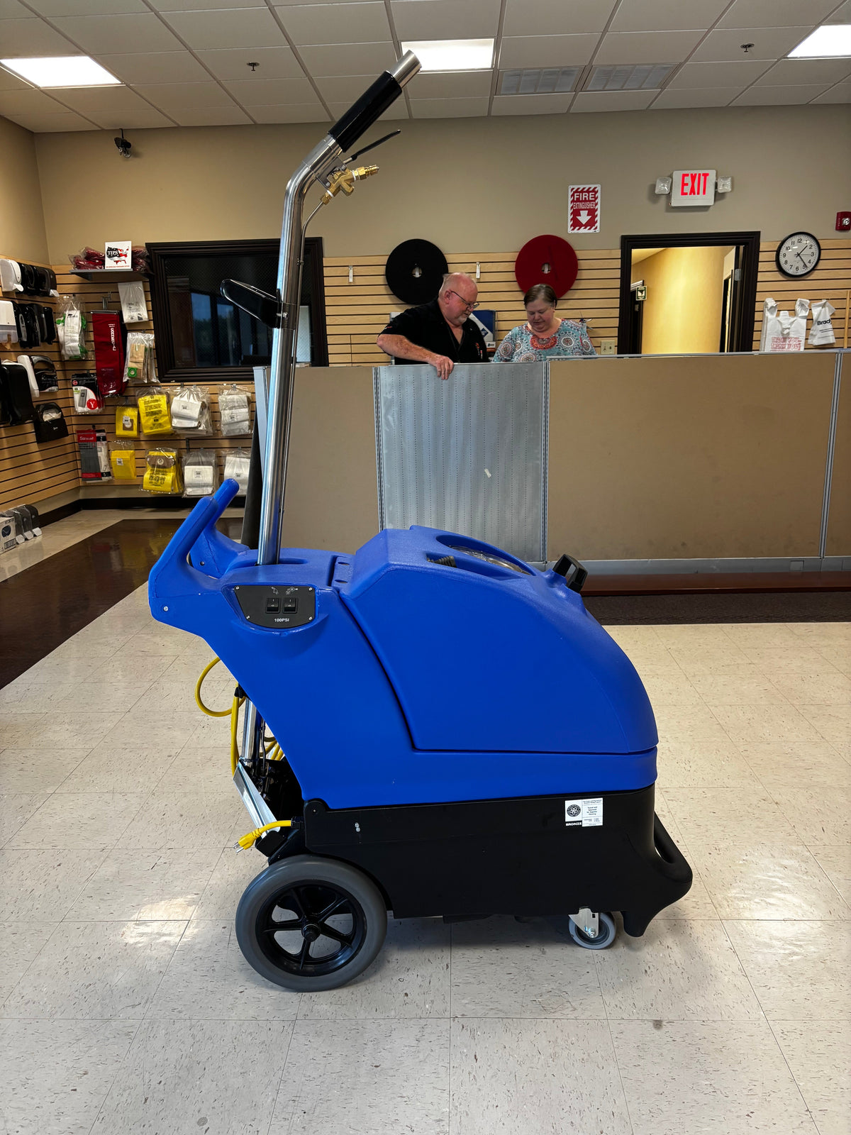 Clarke EX20, Carpet Extractor, 12.5 Gallon, 100 PSI, Cold Water, Single 3 Stage Vac Motor, Demo Unit, 1 Year Warranty, 56105416