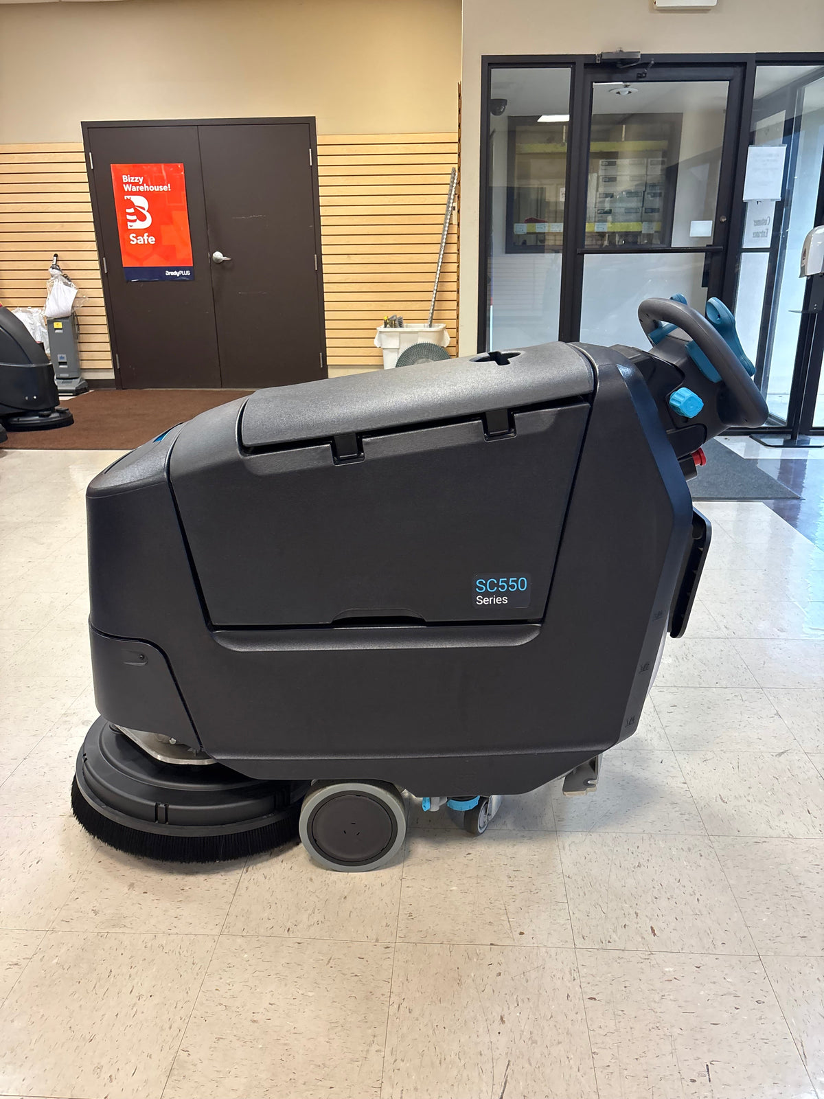 Refurbished Advance SC550, Walk Behind Floor Scrubber, 20", 13 Gallon, Lithium, Self Propel, Disk, 3/1/1 Warranty