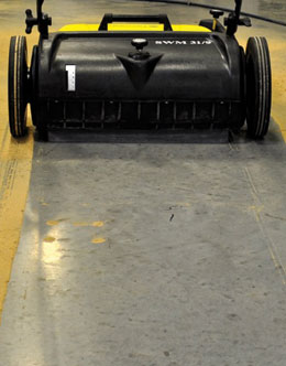 96190 | Tornado SWM 31/9 | Floor Sweeper | 31" | 9 Gallon Hopper | Manual | 2 Year Warranty