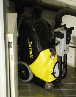99414 | Tornado BD 14/4 | Floor Scrubber | 14" | 3.5 Gallon | Battery | Pad Assist | Disk | 2 Year Warranty