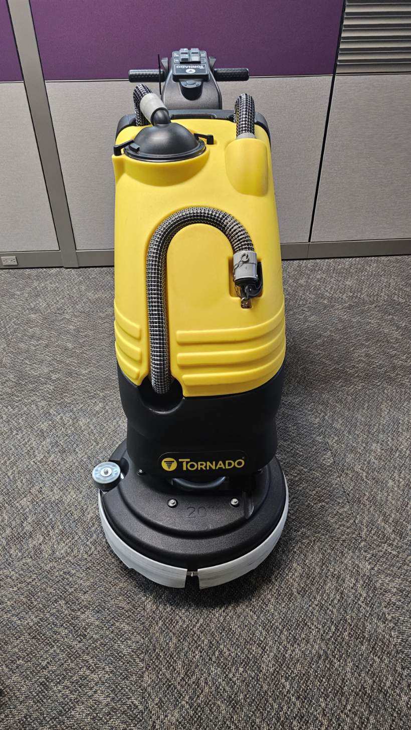 Demo Unit, Tornado BD 20/11L, Walk Behind Floor Scrubber, 20", Battery, Pad Assist, Disk, 4 Year Warranty, TS120-S45-UE