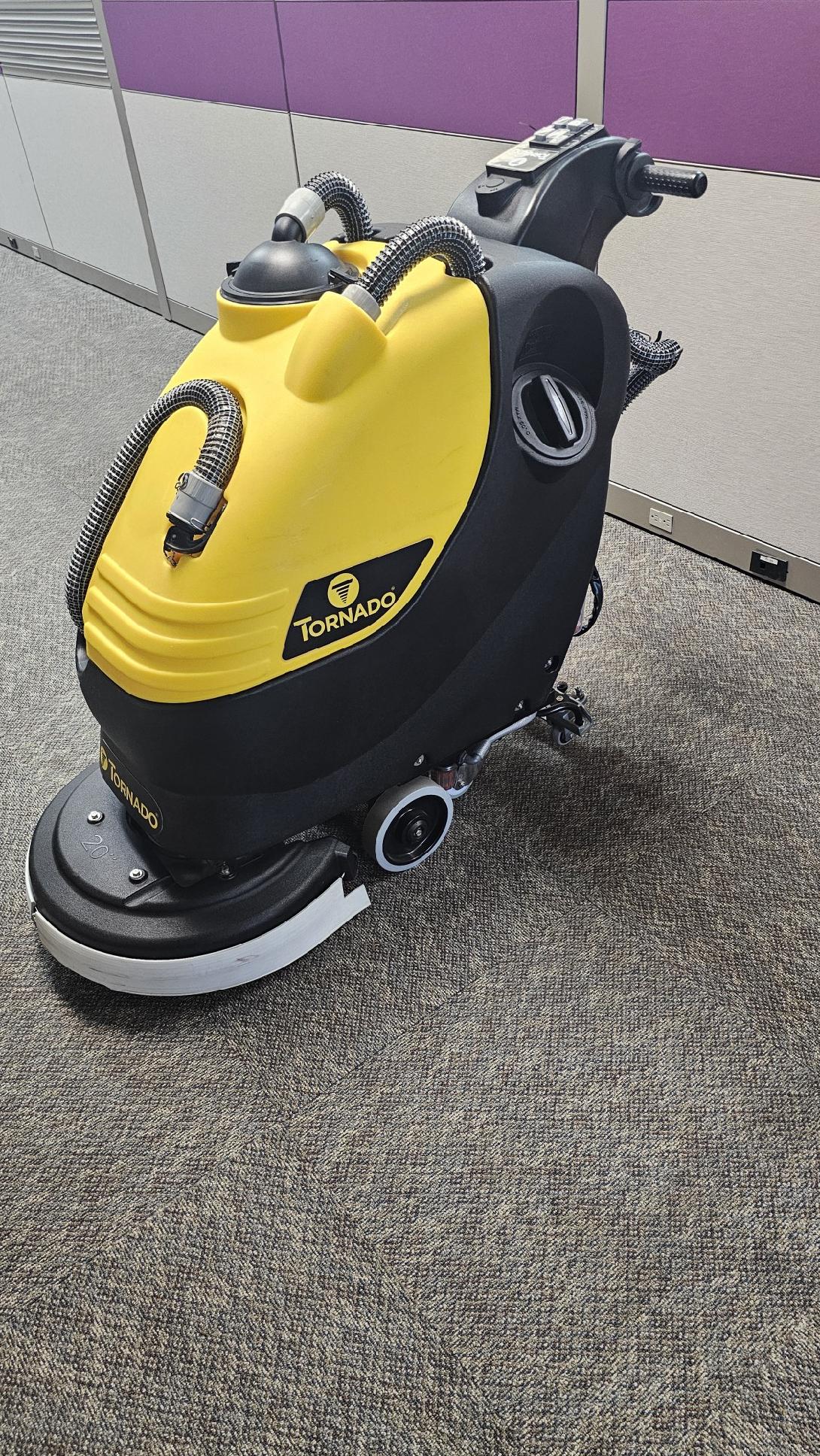 Demo Unit, Tornado BD 20/11L, Walk Behind Floor Scrubber, 20", Battery, Pad Assist, Disk, 4 Year Warranty, TS120-S45-UE