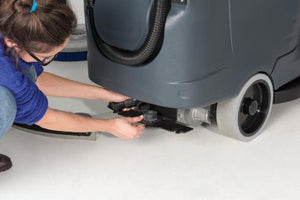 56394693 | Advance SC2000 20D | Floor Scrubber | 20" | 18.5 Gallon | Ride On | Lithium | Disk | 3 Year Warranty