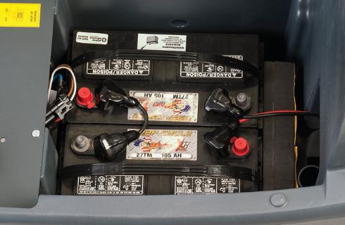 Advance SC450, Walk Behind Floor Scrubber, 20", 10.5 Gallon, Battery, Pad Assist, Disk, 3 Year Warranty