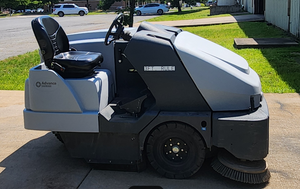 Refurbished, Advance SW8000, Floor Sweeper, 77", 105 Gallon Hopper, Ride On, Propane, Dual Side Brushes, 2020
