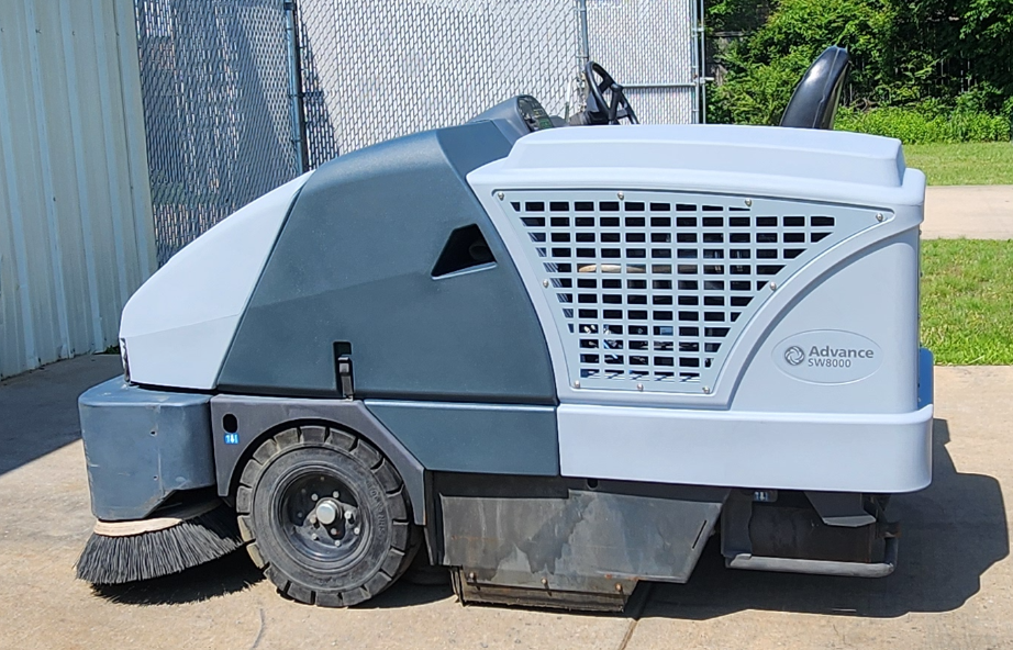 Refurbished, Advance SW8000, Floor Sweeper, 77", 105 Gallon Hopper, Ride On, Propane, Dual Side Brushes, 2020