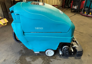Refurbished Tennant 1610, Walk Behind Carpet Extractor, 22", Self Contained, Battery, 3/1/1 Warranty