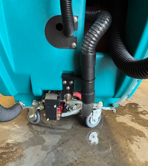 Refurbished Tennant 1610, Walk Behind Carpet Extractor, 22", Self Contained, Battery, 3/1/1 Warranty
