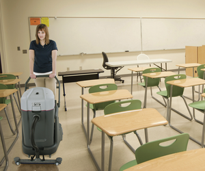 Nilfisk Advance VL500 35/55/75 | Shop Vac | 9, 14 or 19 Gallon | With Tool Kit | Front Mount Squeegee Optional | 3 Year Warranty