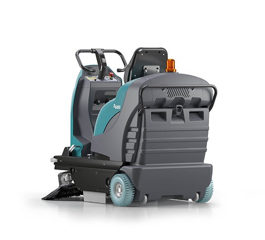 Tennant S680, Floor Sweeper, 42&quot;, 18.7 Gallon Hopper, Ride-On, Battery, Dual Side Brushes, 2 Year Warranty