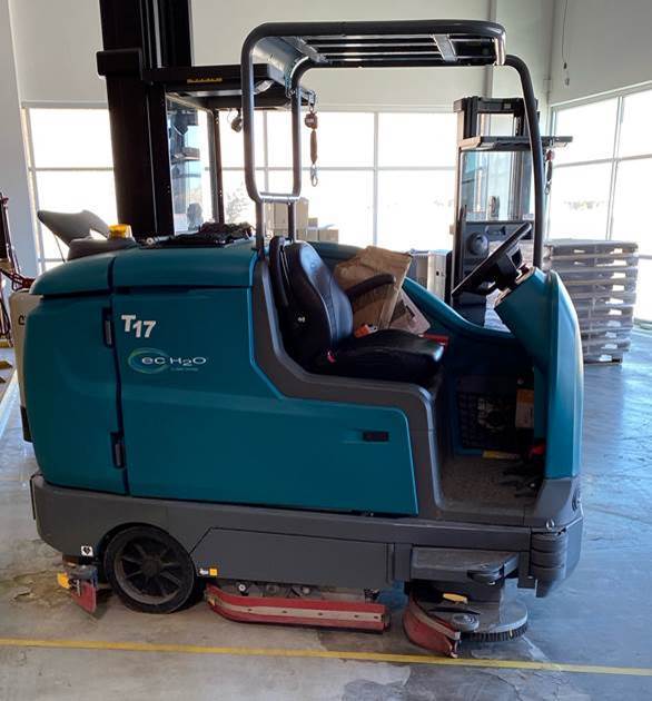 Refurbished Tennant T17, Floor Scrubber, 40", 75 Gallon, Battery, Ride On, Overhead Guard and Side Brush