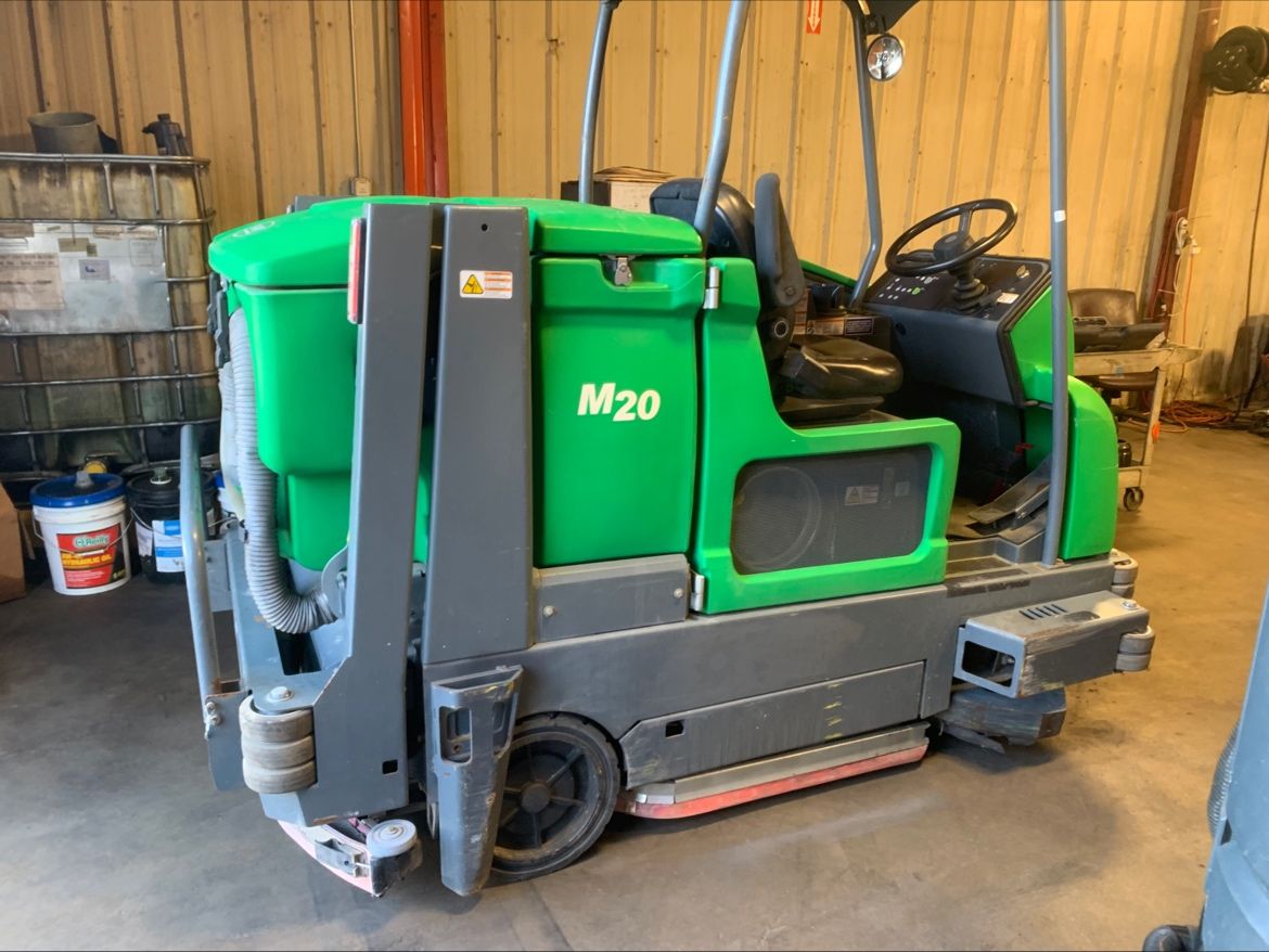 As Is Tennant M20, Floor Sweeper Scrubber, 40", 56 Gallon, Propane, Ride On, Cylindrical Overhead Guard