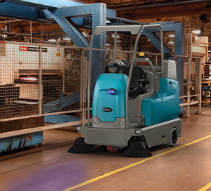Tennant S16 | Floor Sweeper | 46" | 40 Gallon Hopper | Ride On | Battery | 3 Year Warranty